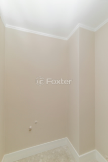 Image 31 - 955390