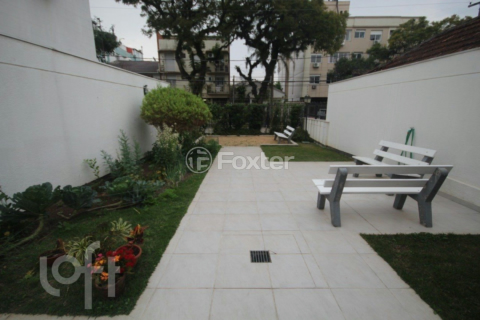 Image 19 - 955542