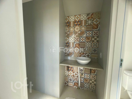 Image 4 - 955546