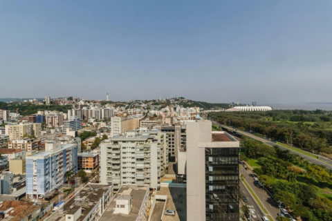 Image 13 - 955636