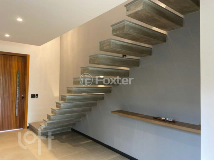 Image 7 - 955640