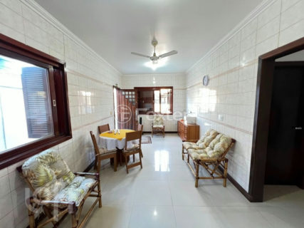 Image 11 - 955695
