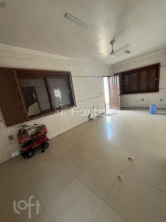 Image 11 - 955695