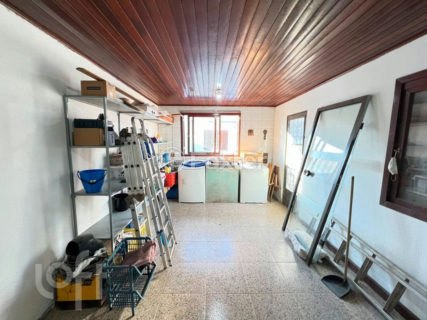 Image 32 - 955695