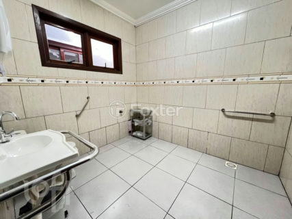 Image 31 - 955695