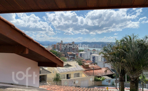 Image 32 - 955701