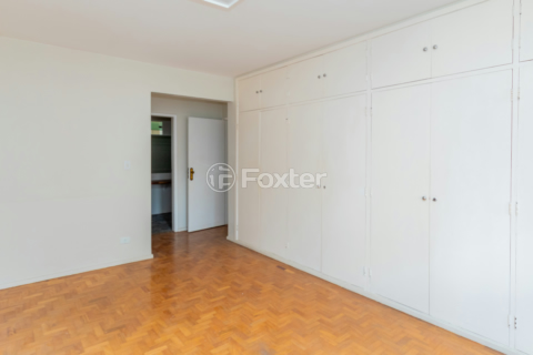 Image 21 - 955775