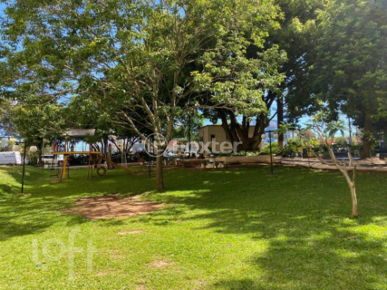 Image 9 - 955790