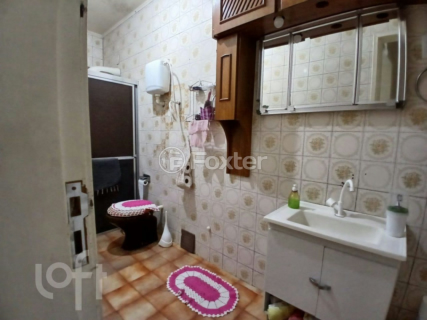 Image 9 - 955800