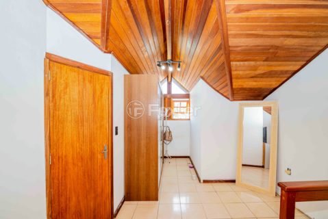 Image 32 - 955826