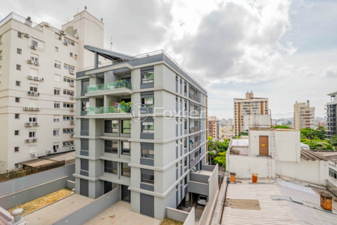 Image 3 - 955831