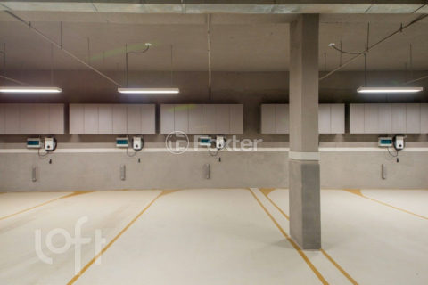 Image 28 - 955873