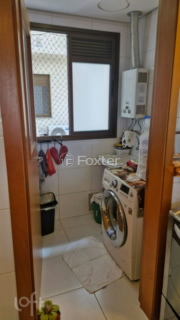 Image 3 - 955882