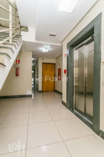 Image 25 - 955882