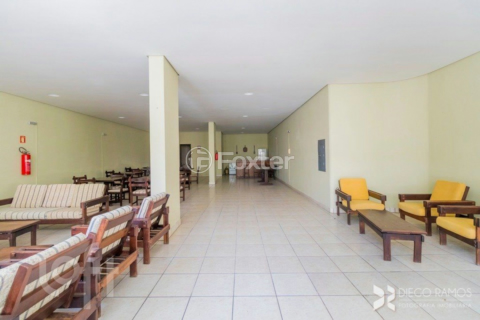 Image 4 - 955889