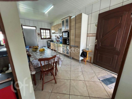 Image 5 - 955982