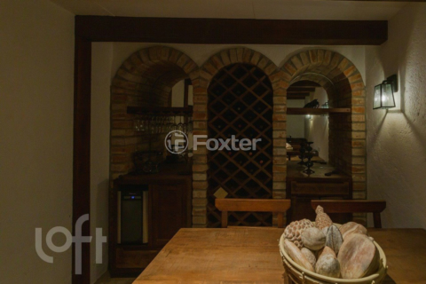 Image 47 - 956062