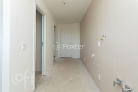 Image 21 - 956072