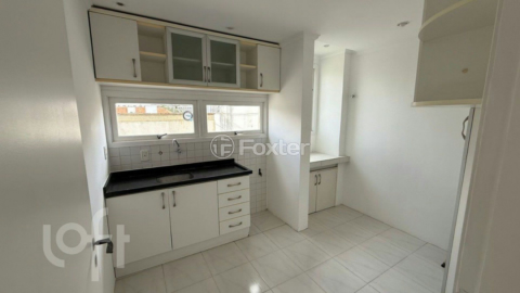 Image 4 - 956076