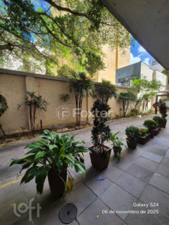 Image 7 - 956289