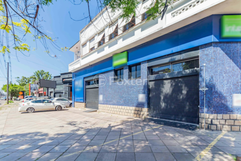 Image 0 - 956317