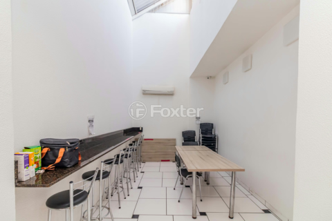 Image 30 - 956317