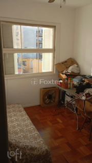 Image 1 - 956328