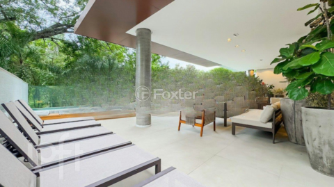Image 7 - 956358
