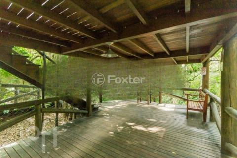 Image 39 - 956360