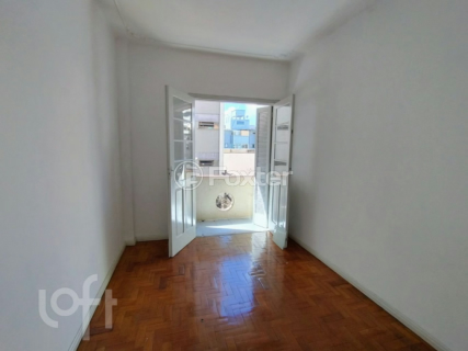 Image 4 - 956372