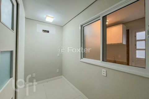 Image 37 - 956376