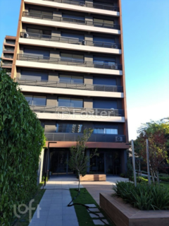 Image 23 - 956413