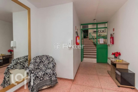 Image 4 - 956527