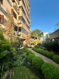 Image 30 - 956556