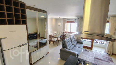 Image 7 - 956578