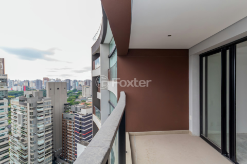 Image 4 - 956615