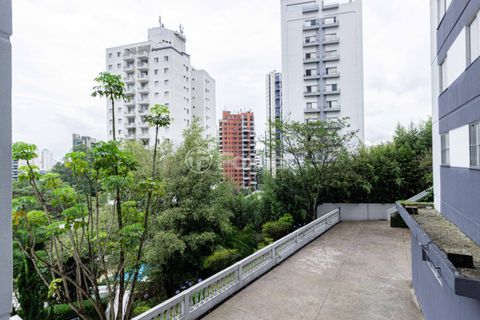 Image 2 - 956617