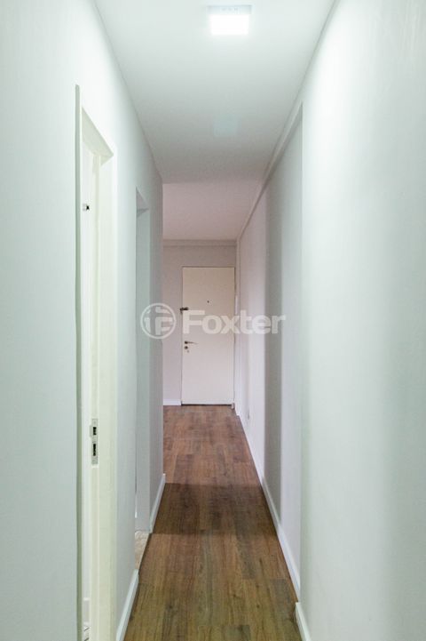 Image 4 - 956617