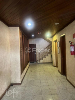 Image 8 - 956630