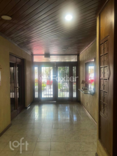 Image 7 - 956630