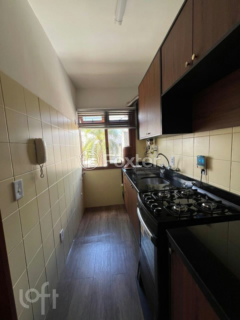 Image 42 - 956630