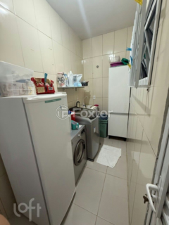 Image 7 - 956660