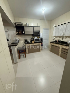 Image 4 - 956660
