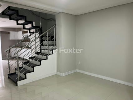 Image 5 - 956735