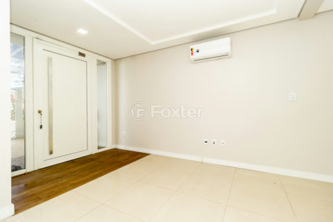 Image 3 - 956735