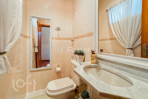 Image 33 - 956739