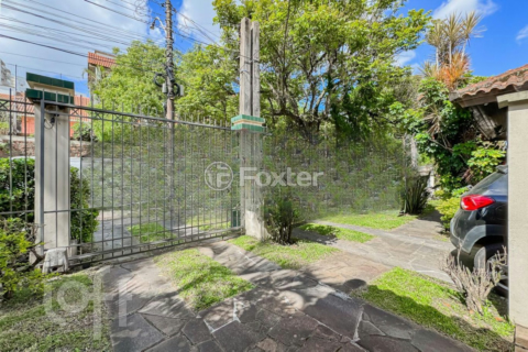 Image 38 - 956739