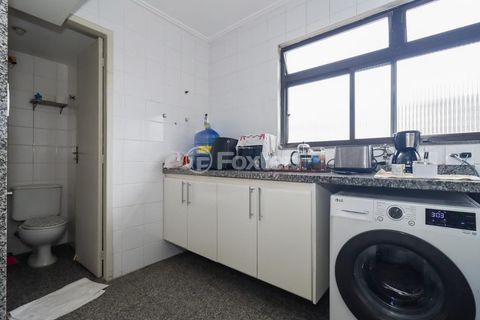 Image 7 - 956760