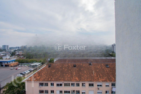 Image 22 - 956857