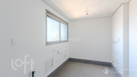 Image 7 - 956860